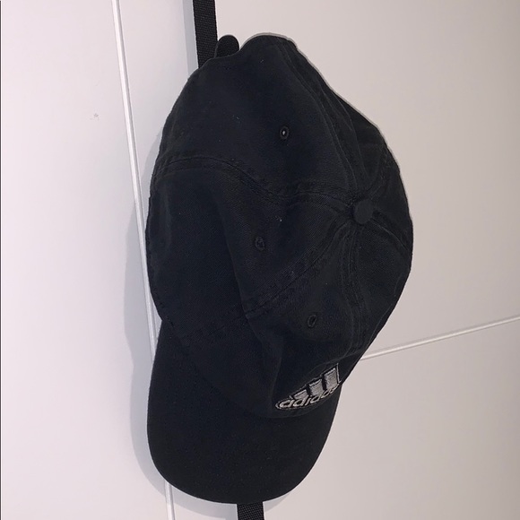 😍Adidas Hat😍 - Picture 4 of 7